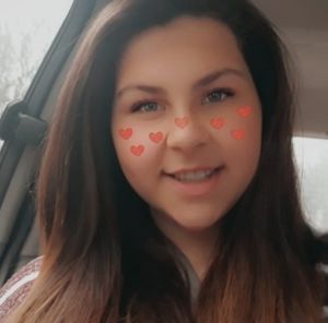 Meet your Posher, Savannah